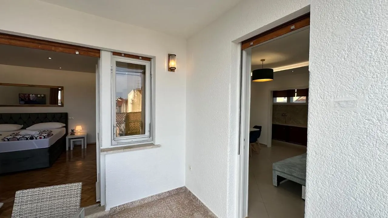 Iris Oasis Apartment Split Croatia