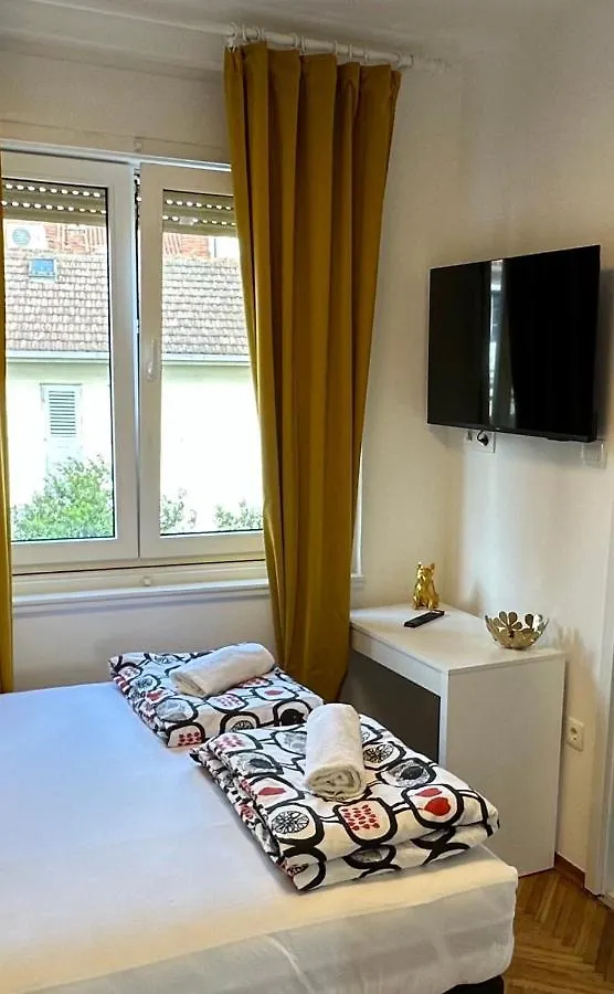 Iris Oasis Apartment Split Croatia