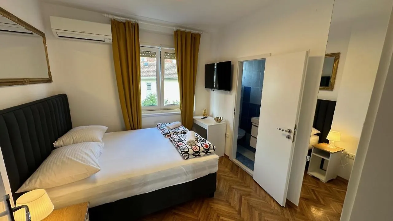 Iris Oasis Apartment Split Croatia