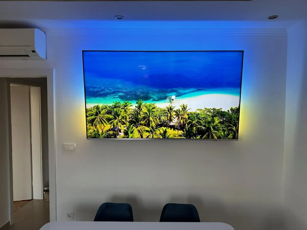 Iris Oasis Apartment Split